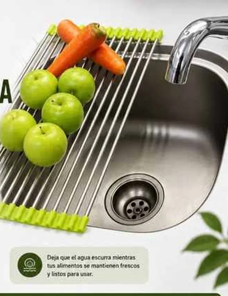 Detalle de las varillas de acero inoxidable y bordes de silicona antideslizante del escurridor