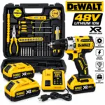 Kit de taladro inalámbrico amarillo y negro de 48V con dos baterías, cargador, maletín negro y herramientas manuales y accesorios incluidos.