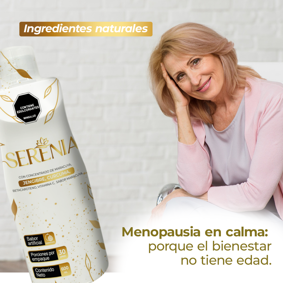 Botella blanca de 600 ml con detalles dorados de maracuyá y cúrcuma, junto a una mujer sonriente con suéter rosado.
