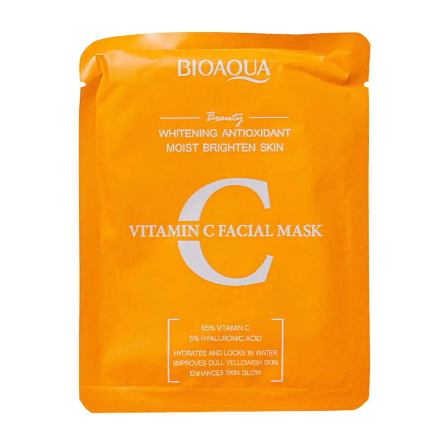 Mascarilla facial Bioaqua de vitamina C en sobre naranja brillante con diseño informativo frontal para iluminar e hidratar la piel.