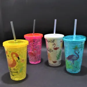 Set x2 Termo con pitillo y estampado de flamencos - Disfruta tus bebidas frías manteniendo la hidratación diaria