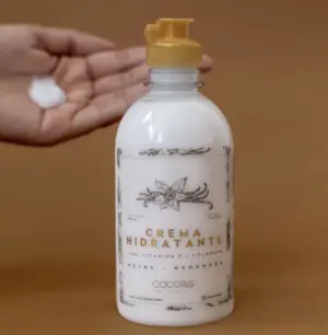 Set x2 Crema Hidratante Corporal con Vitamina E y Colágeno 300ml - Nutre tu piel profundamente sin dejar sensación grasosa durante todo el día