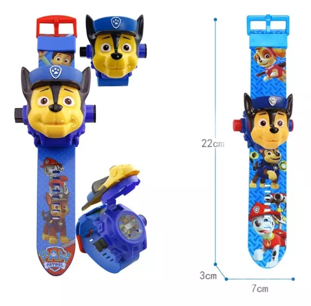 Set de dos relojes digitales infantiles Paw Patrol con proyector de 24 imágenes, correa azul estampada, diseño de Chase y medidas de 22 cm por 3 cm.