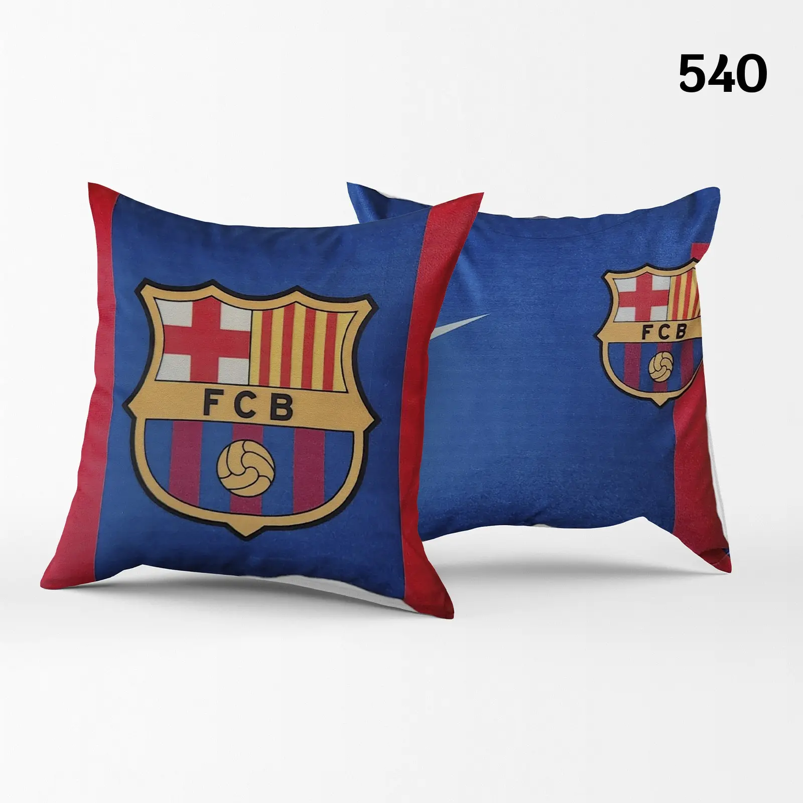 Set de dos cojines decorativos azules y rojos del FC Barcelona con escudo grande, ideales para sala.