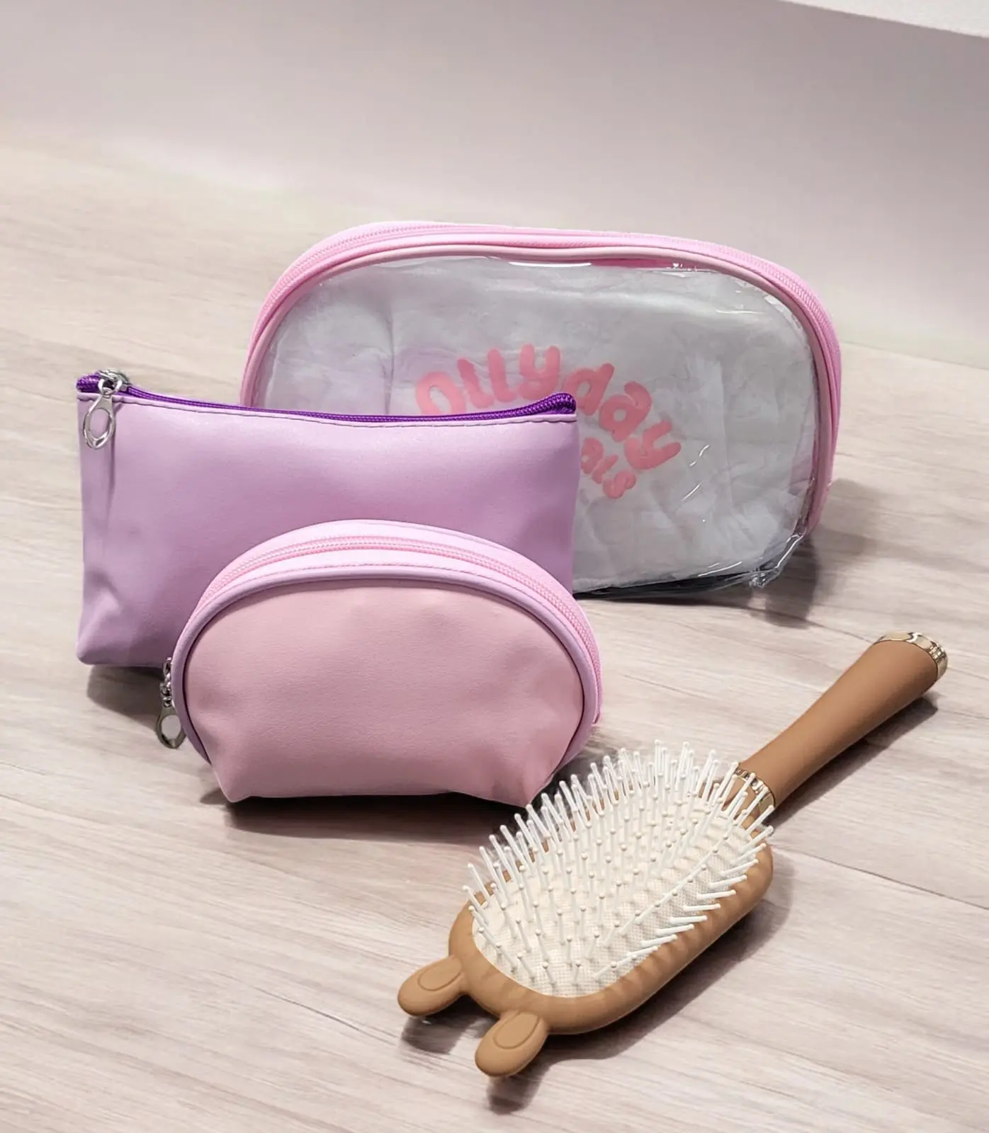 Cosmetiquera X3 + Cepillo de Cabello - Imagen 4
