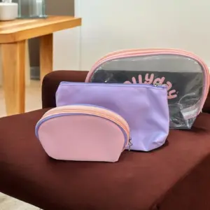 Cosmetiquera X3 + Cepillo de Cabello