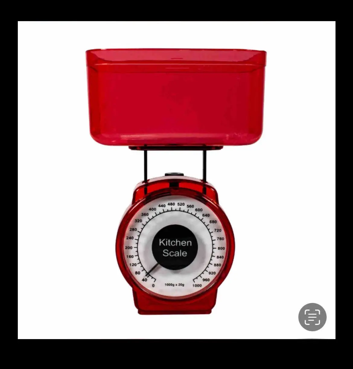 Balanza de cocina análoga roja con recipiente transparente y esfera blanca graduada hasta 1000g en fondo claro.