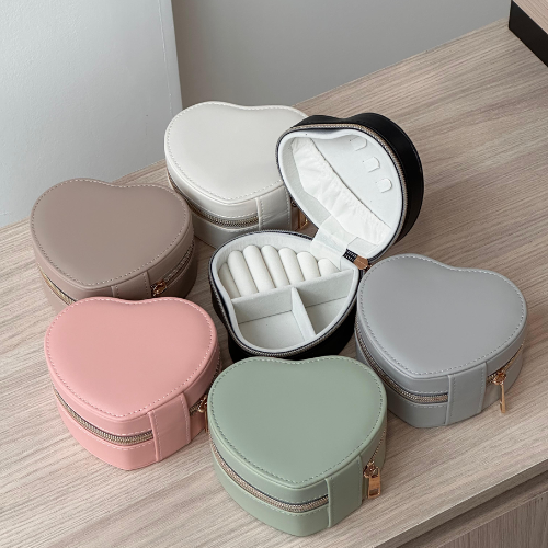 Estuche joyero portátil en forma de corazón con forro interior suave - Protege tus accesorios contra rayones y evita enredos durante tus viajes - Imagen 3