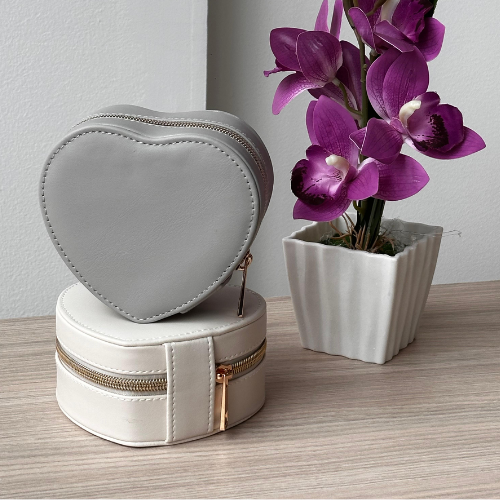 Estuche joyero portátil en forma de corazón con forro interior suave - Protege tus accesorios contra rayones y evita enredos durante tus viajes - Imagen 7