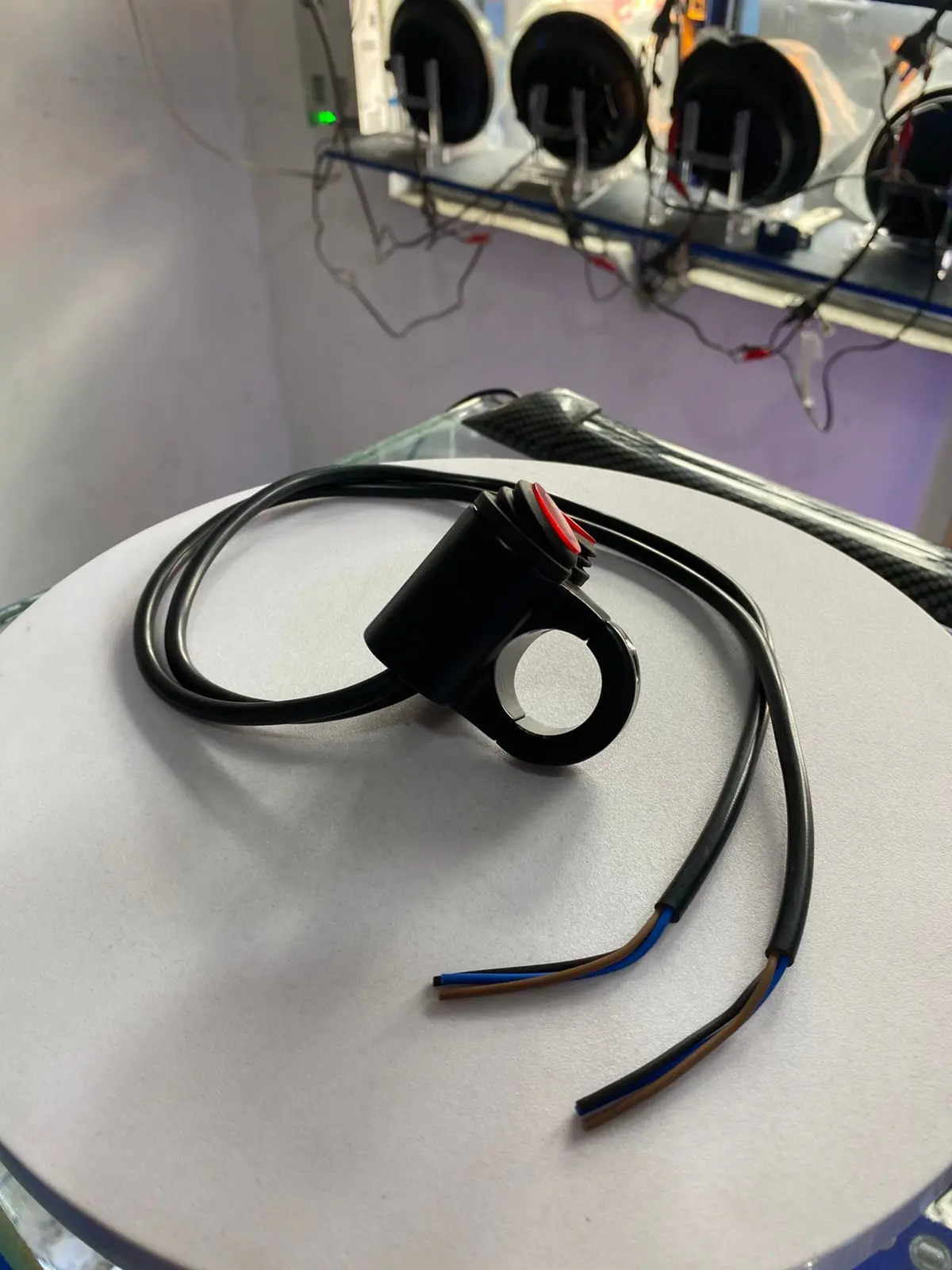 Interruptor de 2 y 3 Pociciones (Tk025)