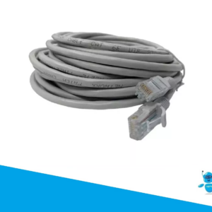 Cable de red categoría 6A color gris, enrollado con conectores RJ45 transparentes en los extremos.