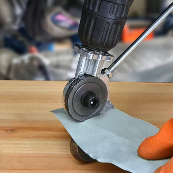 Adaptador de taladro a cortadora de láminas metálicas - Convierte tu herramienta en una cizalla precisa - Imagen 3