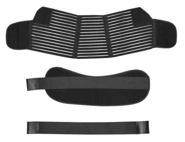 Faja de maternidad negra con franjas elásticas, incluye soporte lumbar acolchado y correa de ajuste, presentada en tres piezas sobre fondo blanco.