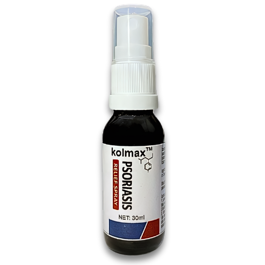 Spray para alivio de psoriasis y dermatitis en frasco ámbar de 30 ml con atomizador blanco y etiqueta blanca con letras negras, rojas y azules.