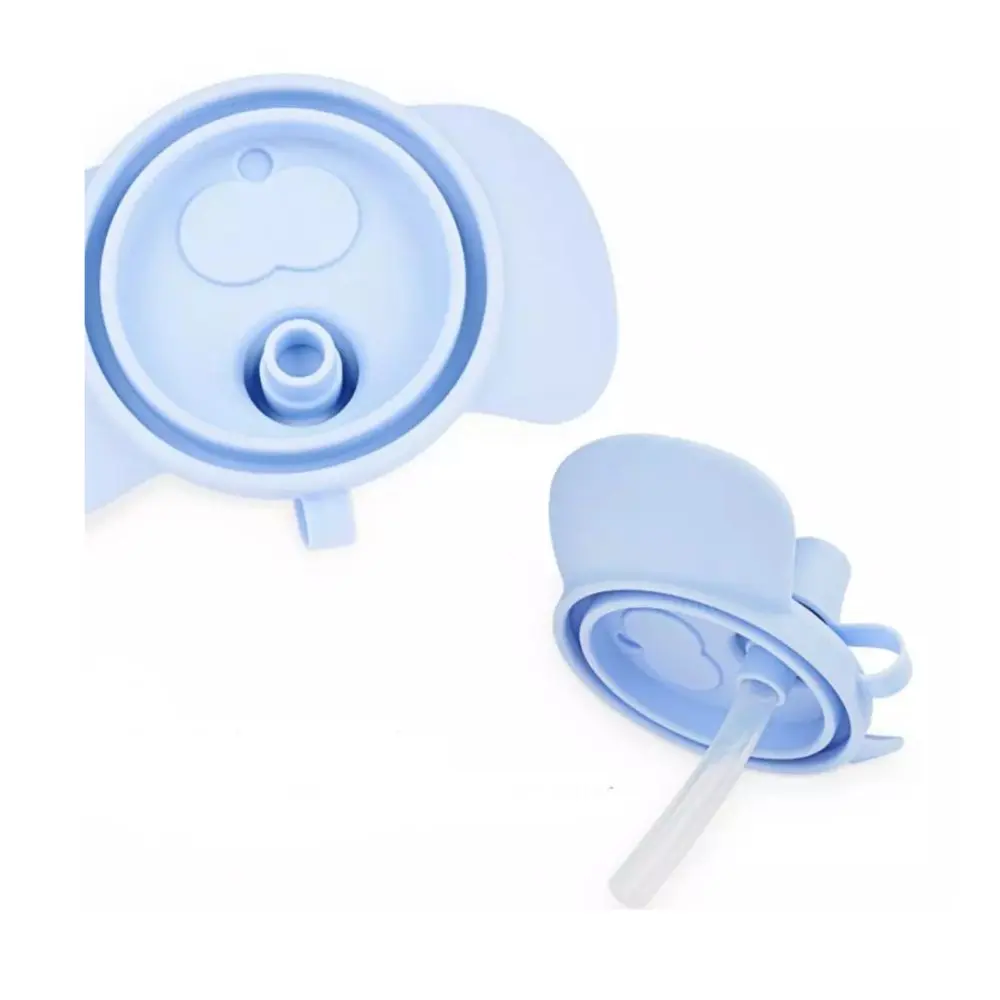 Tapas de silicona azul claro para vaso de aprendizaje con diseño de elefante y pitillo transparente para bebés.
