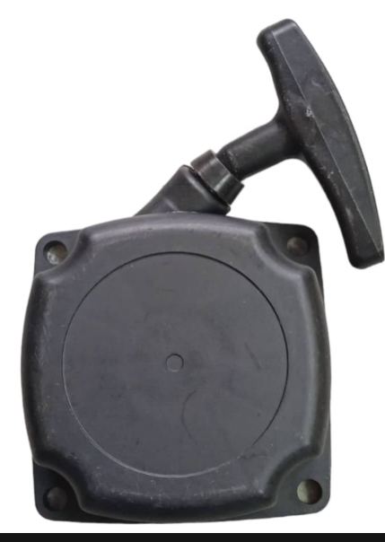 Tapa de arranque manual negra de alta resistencia para guadaña, con carcasa plástica cuadrada de cuatro agujeros de fijación y manija de tracción ergonómica.