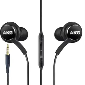 Audífonos Samsung AKG negros con conector 3.5mm dorado, control remoto en el cable y auriculares ergonómicos con logo AKG.