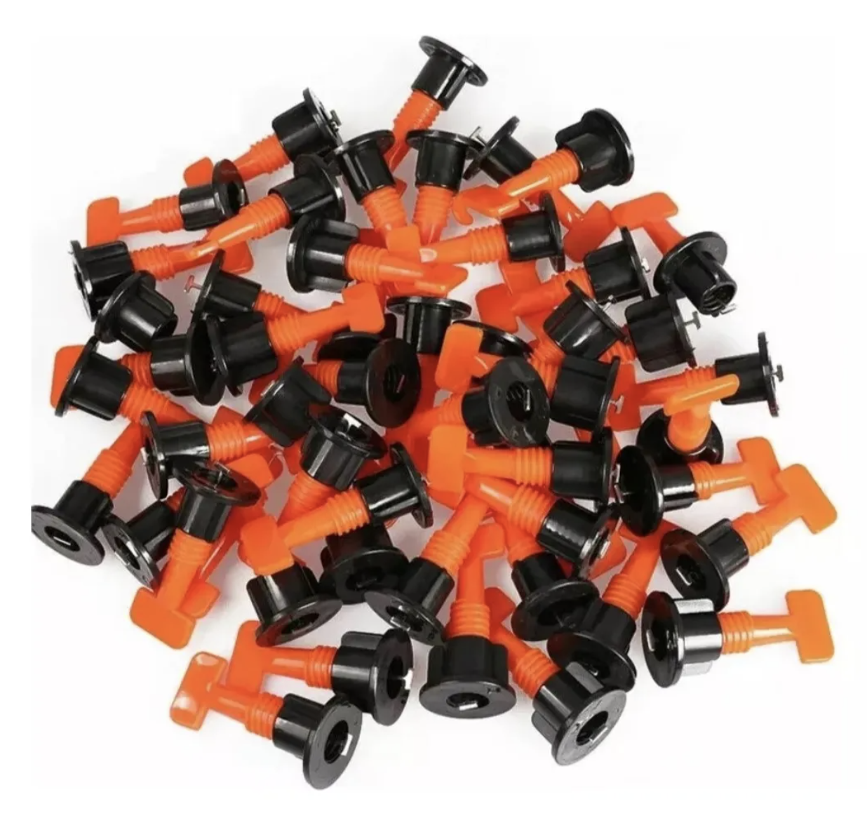 Set de 50 niveladores de cerámica con pernos en T naranja y tapas circulares negras, dispuestos en grupo para instalación de pisos nivelados.