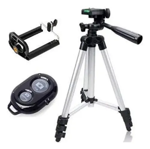 Trípode de aluminio plateado y negro con cabezal ajustable, montura para celular y control remoto inalámbrico negro.