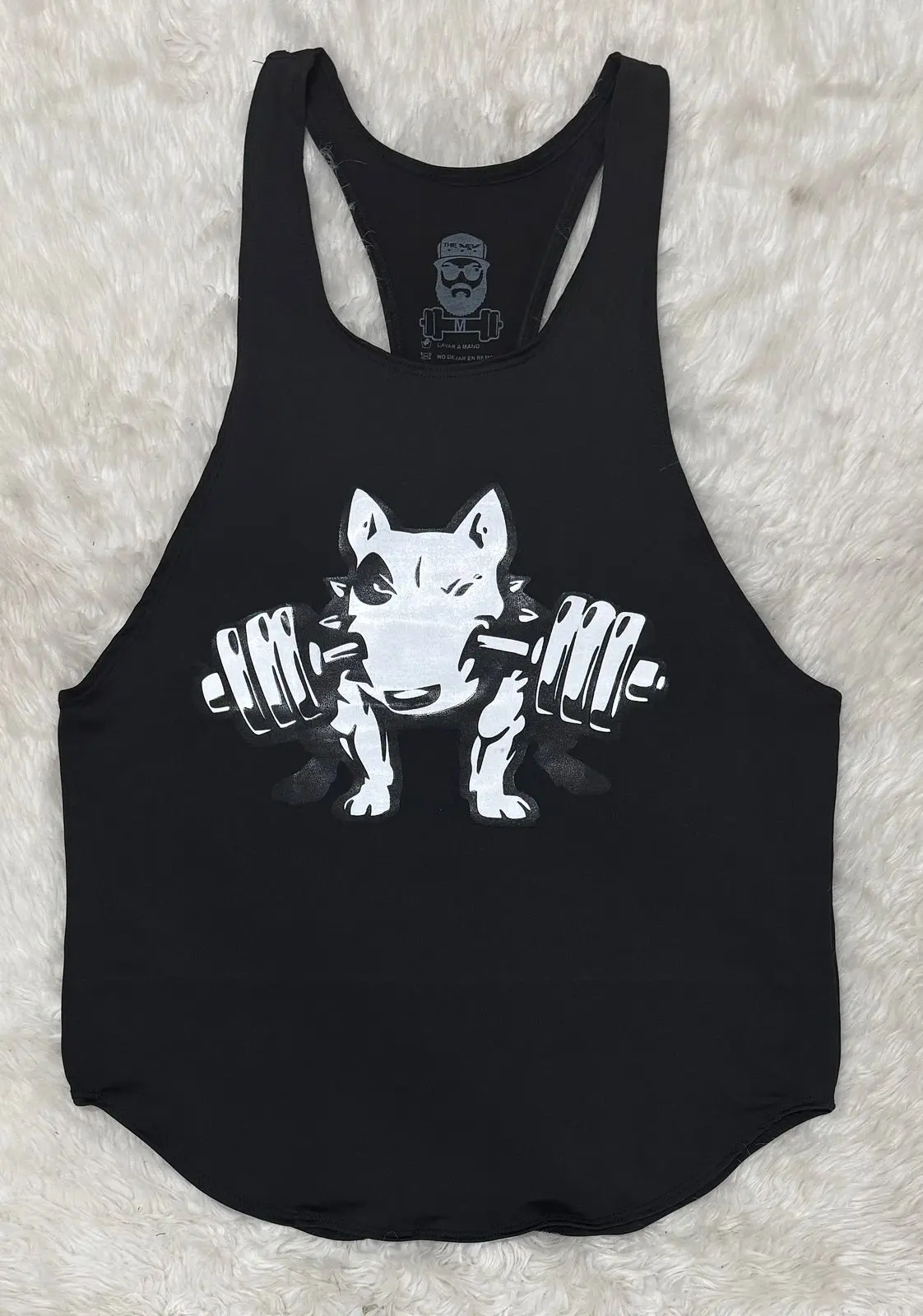Esqueleto olímpico deportivo negro para mujer con diseño de pitbull halterófilo levantando pesas en el frente y corte racerback