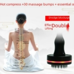Masajeador eléctrico negro de mano con cabezal redondo con púas metálicas y luz roja frontal para aliviar tensión muscular en espalda.