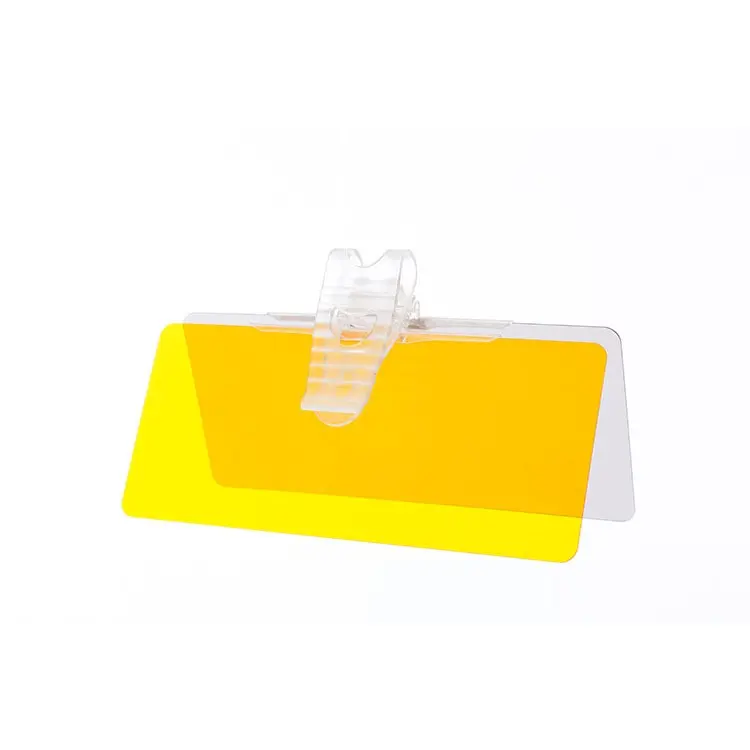Visor antideslumbrante para carro con panel amarillo translúcido y clip de sujeción transparente para mejorar la visión nocturna.