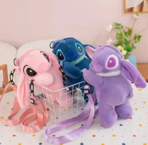 Bolso bandolera de peluche Stitch y Angel - transportas tus accesorios con máxima ternura