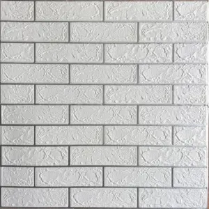 Panel adhesivo de pared diseño ladrillo plata en relieve 3D - Renueva tus espacios mientras mejoras el aislamiento térmico y acústico