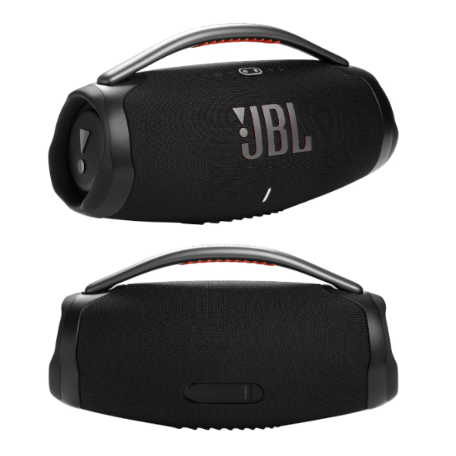 Altavoz Bluetooth JBL Boombox Mini negro con textura de tela y asa con detalles rojos, mostrado en vista frontal y lateral inclinada.