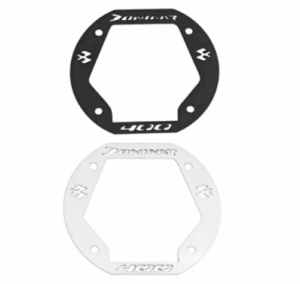 Set x2 Protector de Tapa Gasolina Dominar 400 en Acero Inoxidable - Evita rayones y personaliza la estética de tu tanque