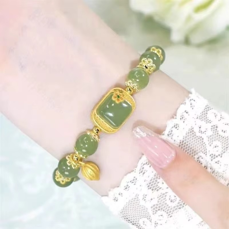 Preciosa Pulsera de Jade Hecha A Mano - Imagen 2
