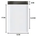 Bolsa de seguridad blanca en polietileno opaco de 12x17 cm con sello superior de 2 cm, ideal para envíos confidenciales y protección contra manipulaciones.