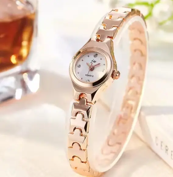 Reloj Dorado Elegante - Imagen 3