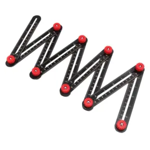 Regla de medición multiángulo de 12 segmentos en metal negro, con perillas de ajuste rojas, desplegada en zigzag y graduada.