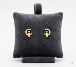 Set x3 Aretes topitos de gato en la luna dorados de acero inoxidable - Complementa tu estilo diario con elegancia