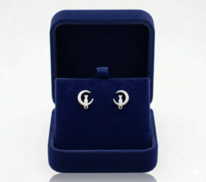 Set x3 Aretes de acero inoxidable diseño gato en la luna plateados - Complementa tu estilo diario con un toque tierno y brillante