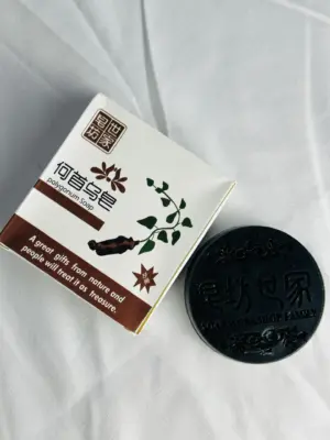 Set x2 Shampoo en barra anticaída y cubrecanas con Polygonum (4 und) - Recupera el color natural y fortalece tu cabello desde la raíz