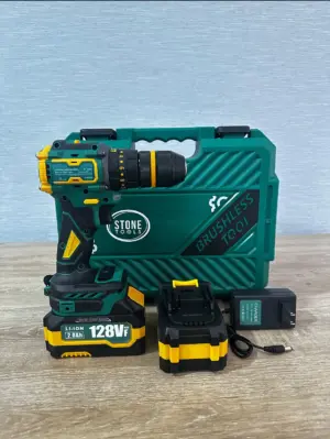 Taladro inalámbrico con motor brushless y mandril metálico - Garantiza perforaciones precisas sin interrupciones