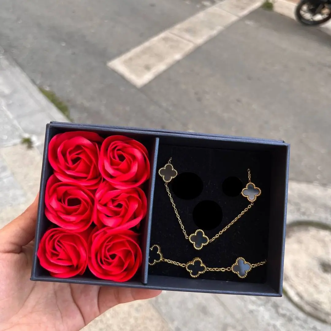 Combo Van Cleef + Caja 6 Rosas - Imagen 4