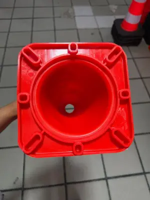 Set x3 Cono de PVC para señalización vial de 20 pulgadas - Delimita zonas de trabajo y previene riesgos en espacios industriales