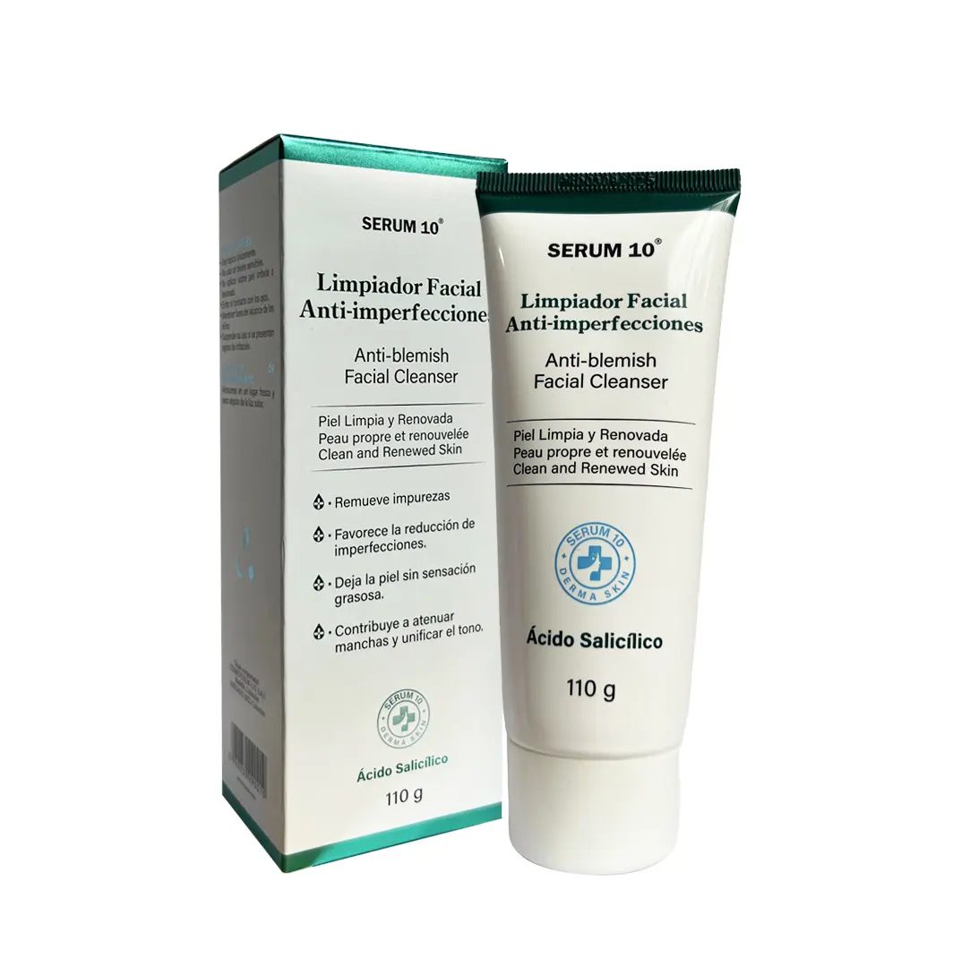 Tubo de limpiador facial antiimperfecciones con ácido salicílico de 110 g junto a su caja de empaque con detalles en verde y blanco.