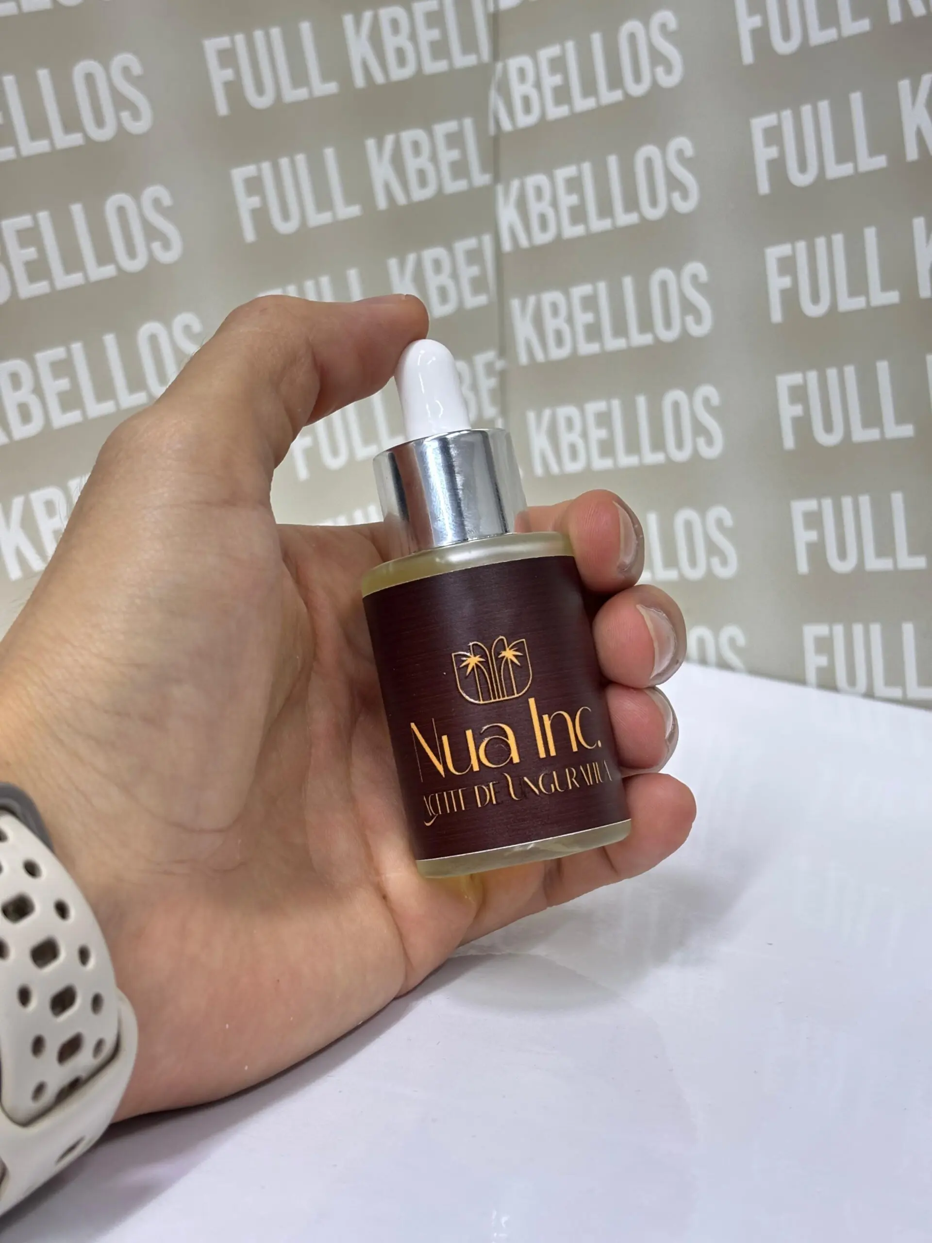 Aceite de Ungurahua Nua Inc Nutrición Capilar 30ml - Revitaliza el brillo y elimina el frizz de tu cabello