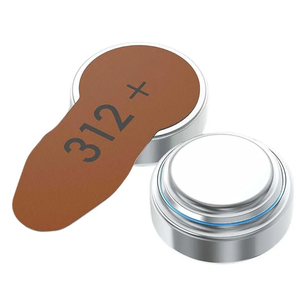 Pila para audífono tamaño 312 color marrón con lengüeta adhesiva y batería redonda de zinc aire metálica con borde azul al lado.