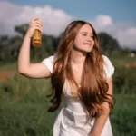 Tónico Aclarante Capilar Natural Light Lumina 250 ml x2 - Aclara tu cabello progresivamente mientras devuelves el brillo natural - Imagen 2