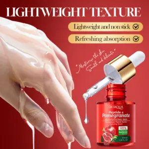 Sérum hidratante facial Bioaqua con péptidos y granada de 30 ml, textura ligera que se aplica sobre los dedos y gotero integrado.