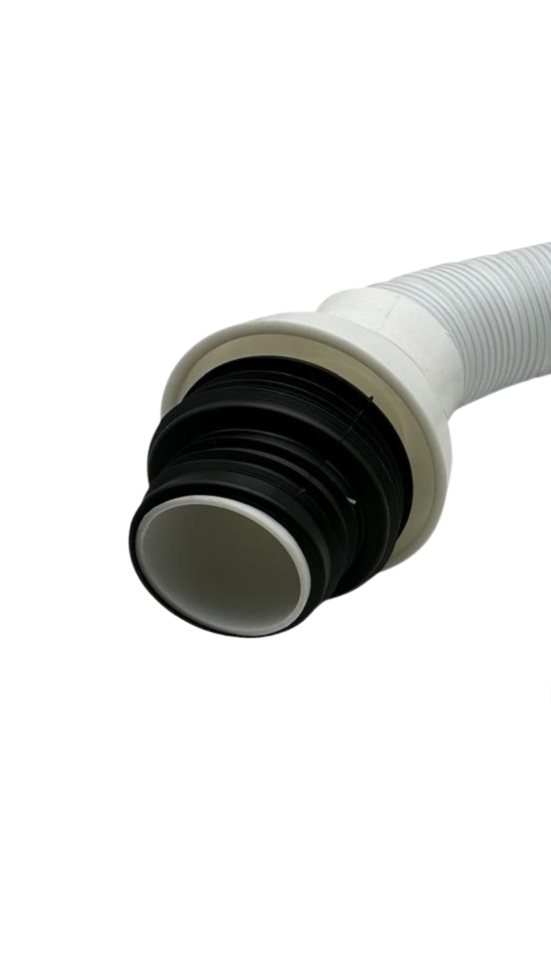 Trampa flexible blanca para lavamanos con válvula antiretorno negra y tubo corrugado, vista de cerca de la apertura circular de conexión.