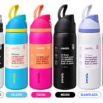 Diez termos Owala FreeSip de acero inoxidable de 950 ml en distintos colores, con tapa y boquilla visible.
