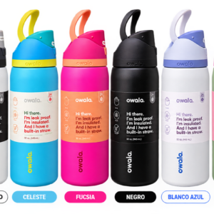 Diez termos Owala FreeSip de acero inoxidable de 950 ml en distintos colores, con tapa y boquilla visible.