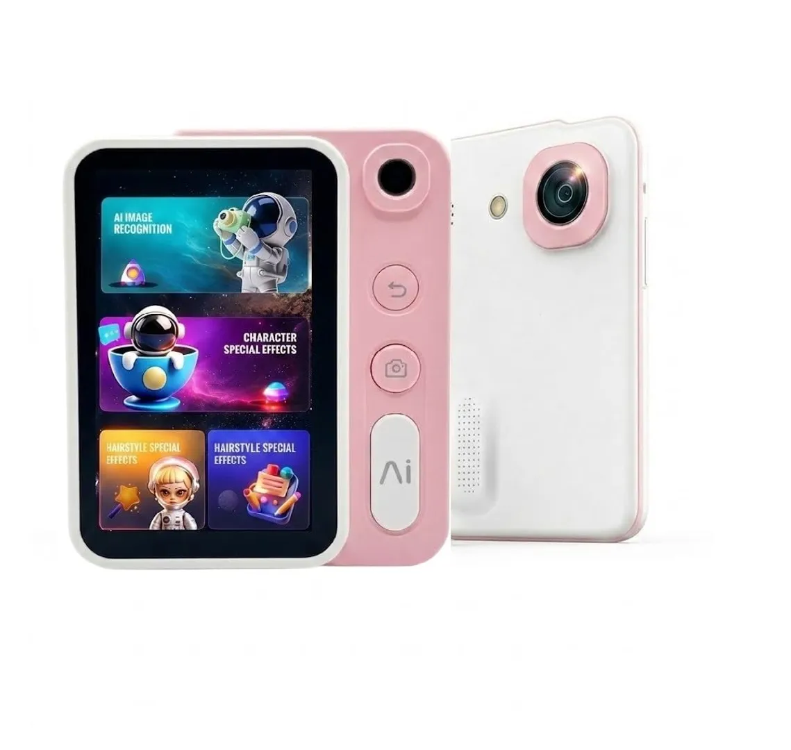 Smartphone infantil blanco con detalles rosas; muestra vista frontal con juegos, lateral con botones y trasera con cámara circular y flash.
