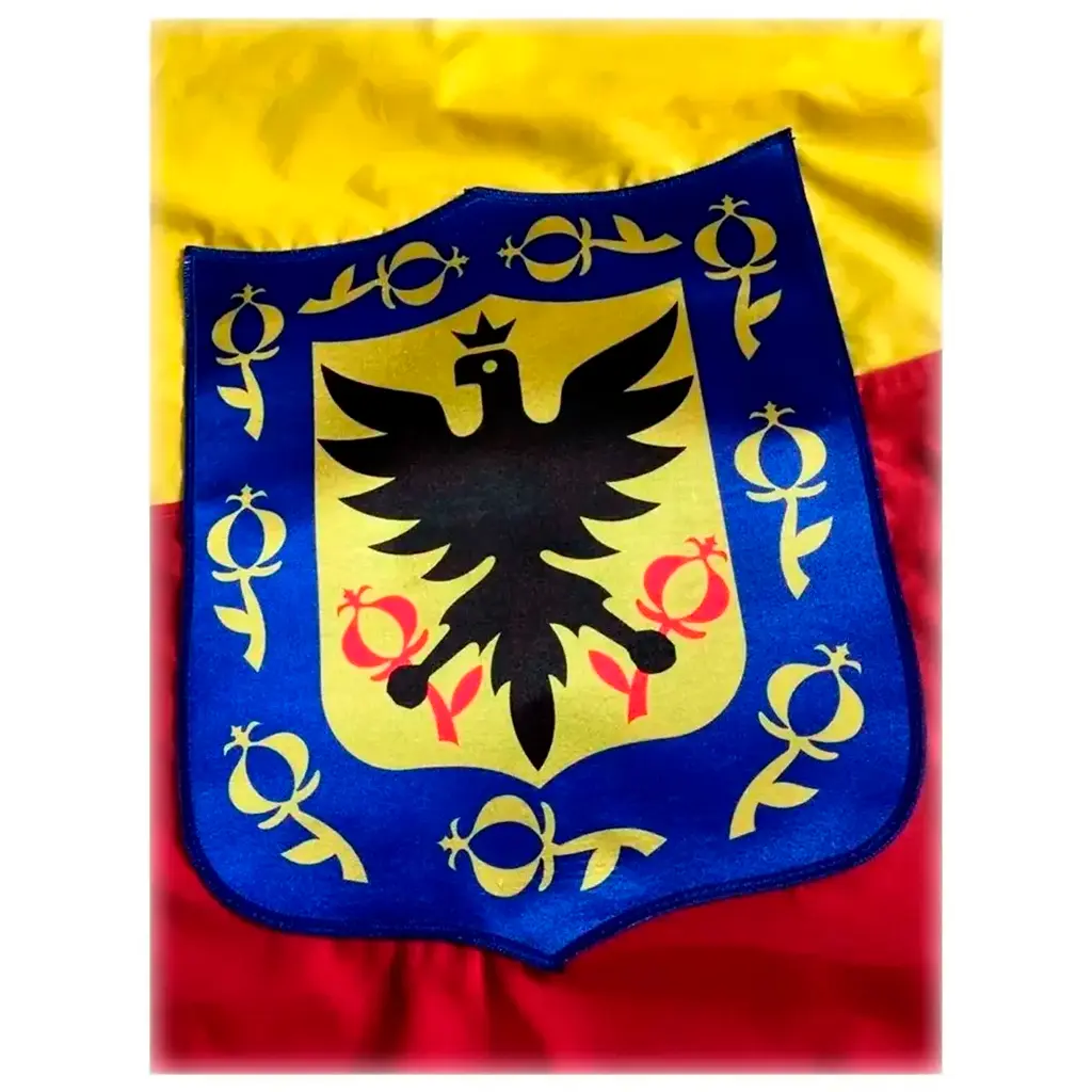 Bandera de Bogotá D.C de 1x1.5m en poliéster con el escudo institucional bordado a color sobre franjas horizontal amarilla y roja.